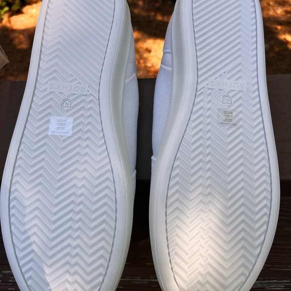 Rothy’s RS01 Sneaker in Evian White - Picture 6 of 7